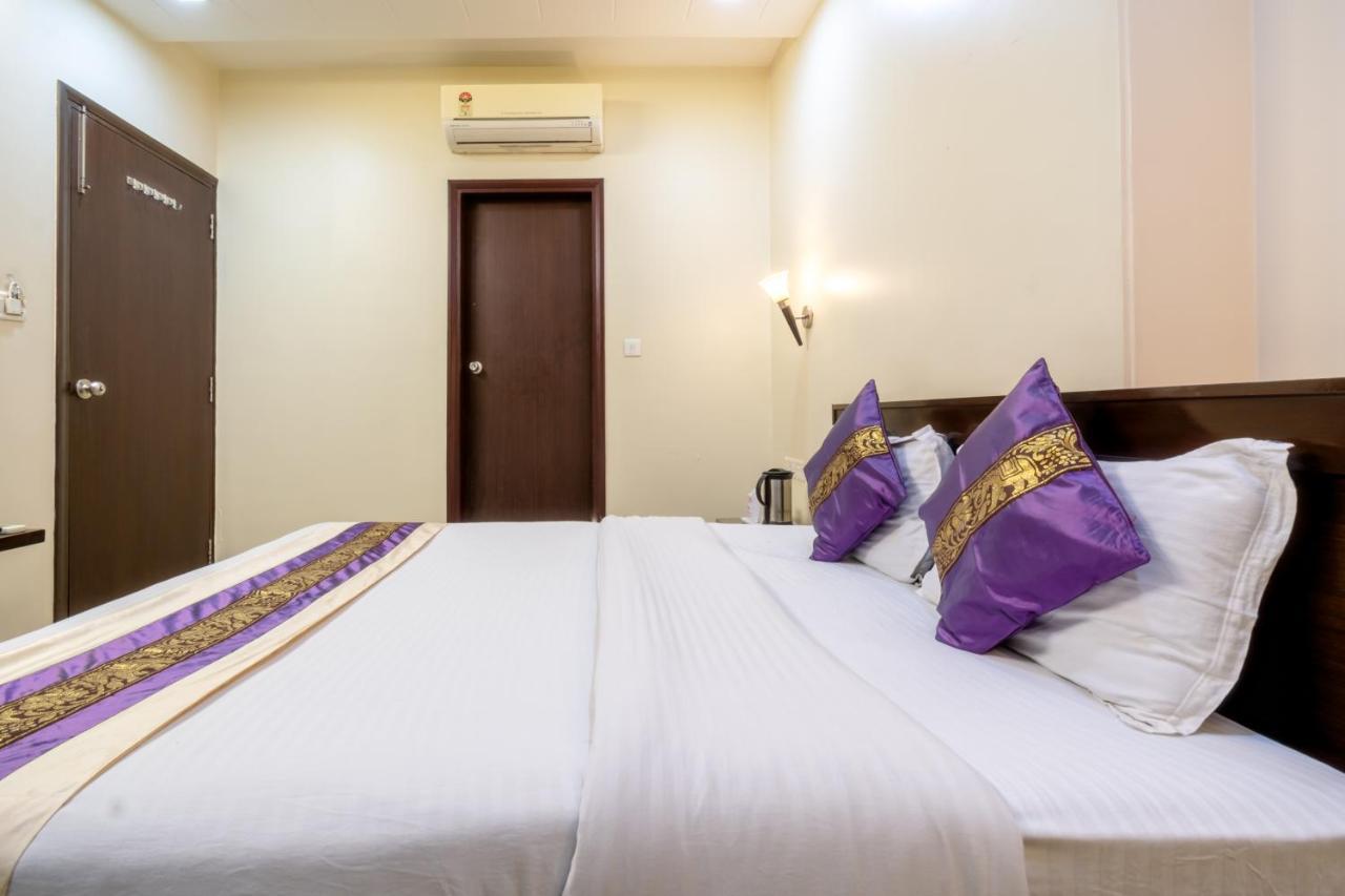 Hotel Sunday Inn Dźajpur Zewnętrze zdjęcie